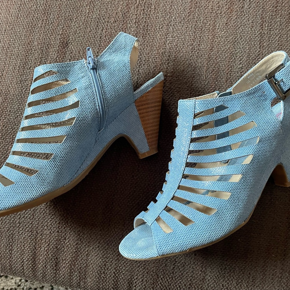 Blondo Stylish Blue Leather Women's Heeled Sandals